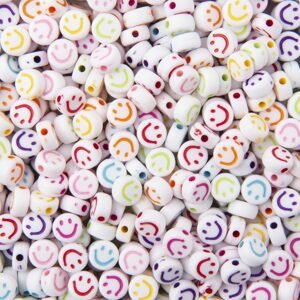 Bílé plastové korálky s Emoji - 5 balení